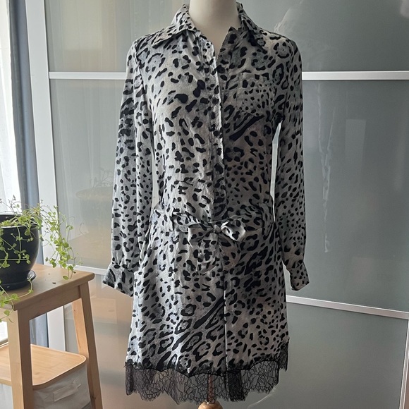 Long Sleeve Silk Snow Leopard Print Dress with Buttoned Top & Eyelash Lace Trim - Picture 3 of 13